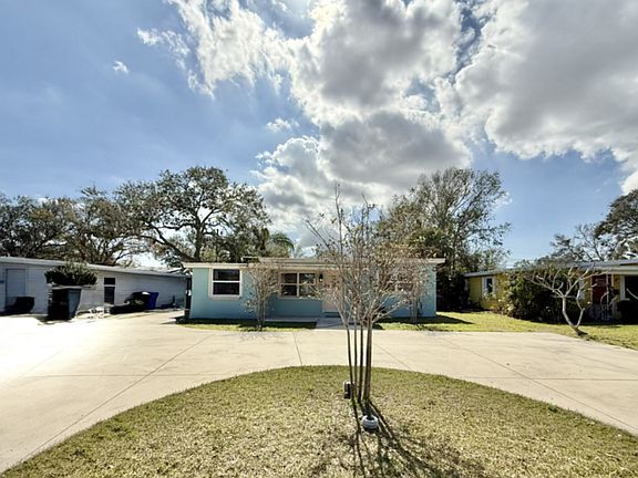5th image of 1246 54th Ave N