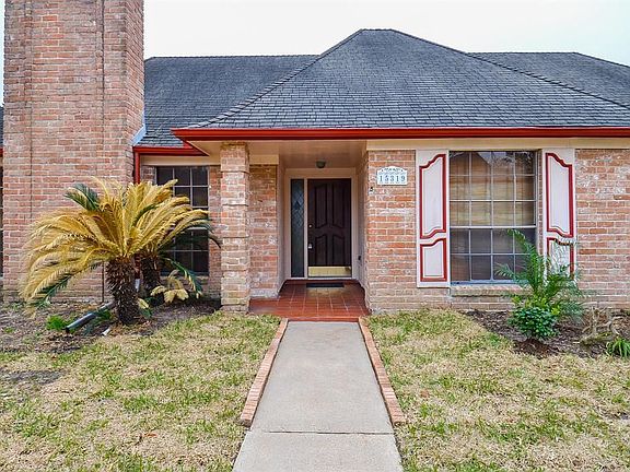 3rd image of 15319 La Paloma Dr
