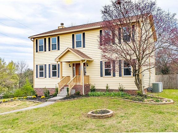 3rd image of 10969 Twin Harbour Dr