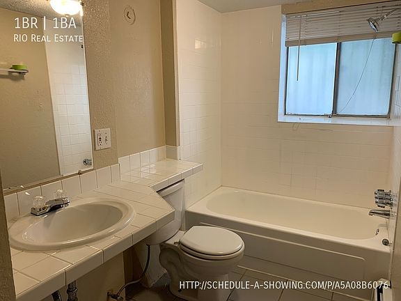 5th image of 1148 N Washington St APT 4