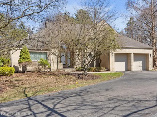 1603 Franklin Hills Dr #1, Bloomfield Hills, MI 48302