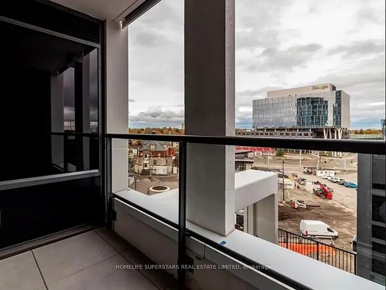607 King St W #510 — Photo 12