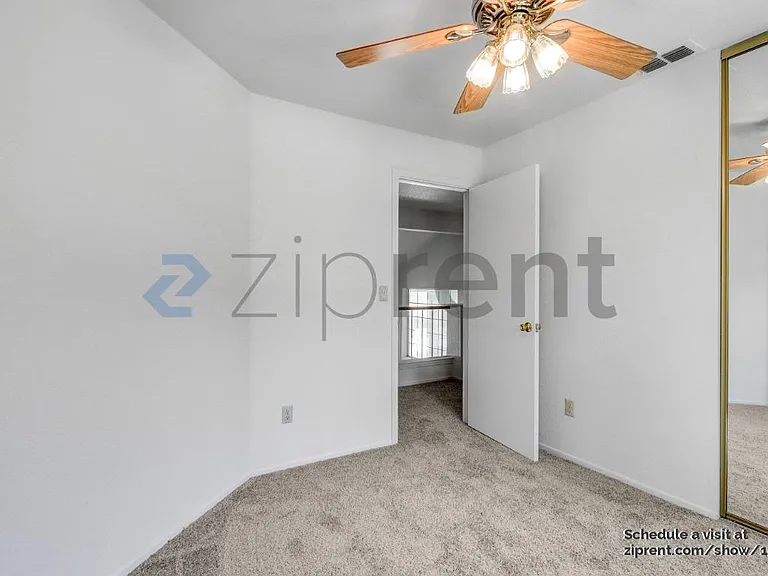 8633 Northam Dr — Photo 12