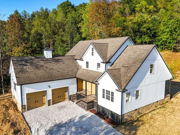 6897 County Road 15, Chesapeake, OH 45619