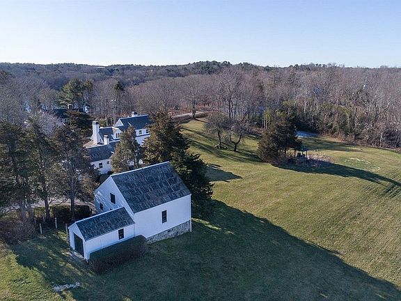Aerial view of Barn/Garage