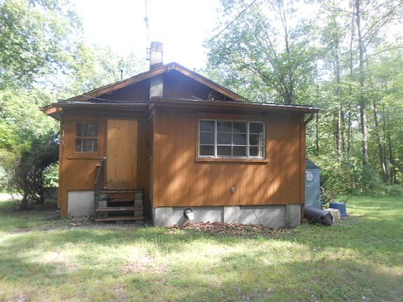 2nd image of 911 Plymouth Lake Dr
