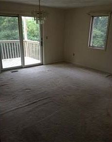 3rd image of 1104 Lewis O Gray Dr