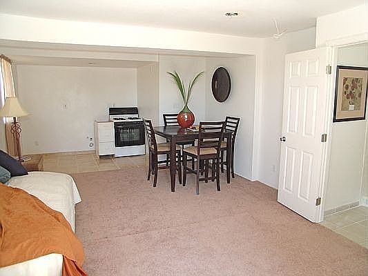 5th image of 7046 Outlook Ave