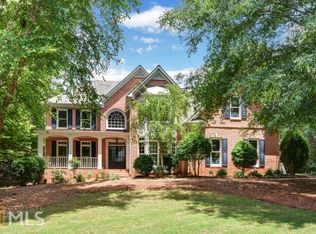 525 Stonehaven Dr, Fayetteville, GA