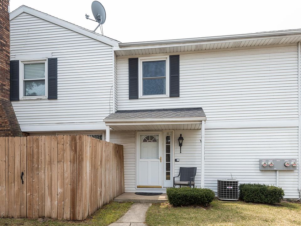 1st image of 2600 Cherrywood Ct