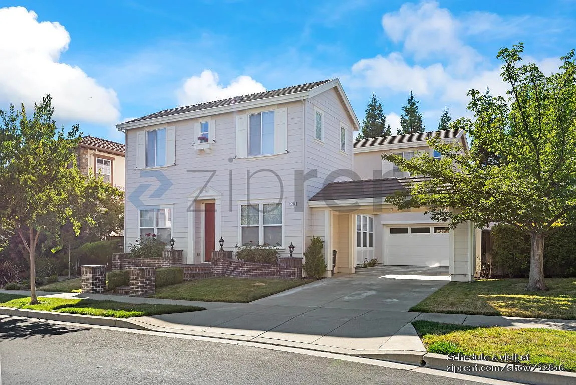 Building Photo - 1765 Campanula Dr