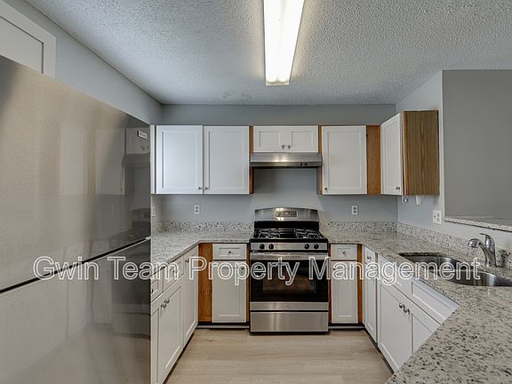 4th image of 3241 Tennington Pl