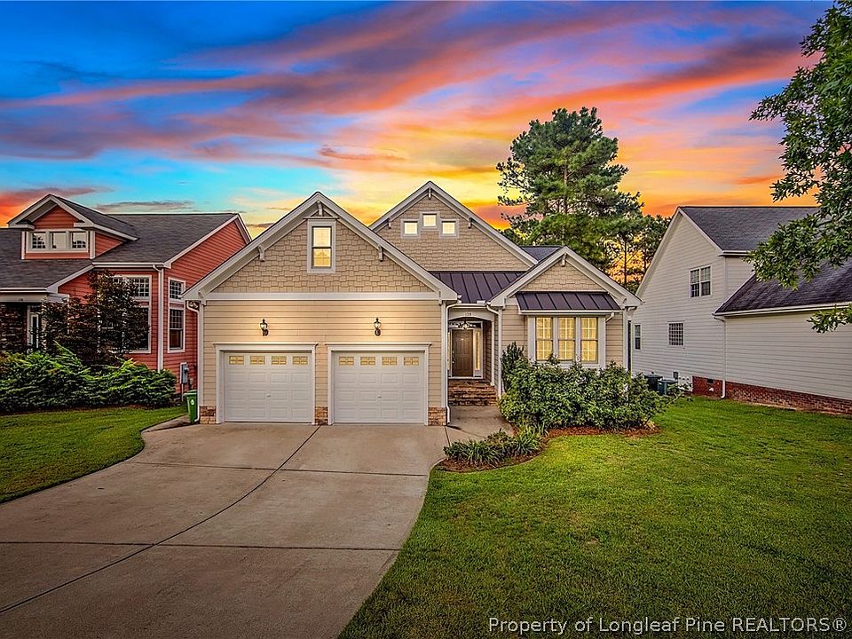 128 Lamplighter Way, Spring Lake, NC 28390 Zillow