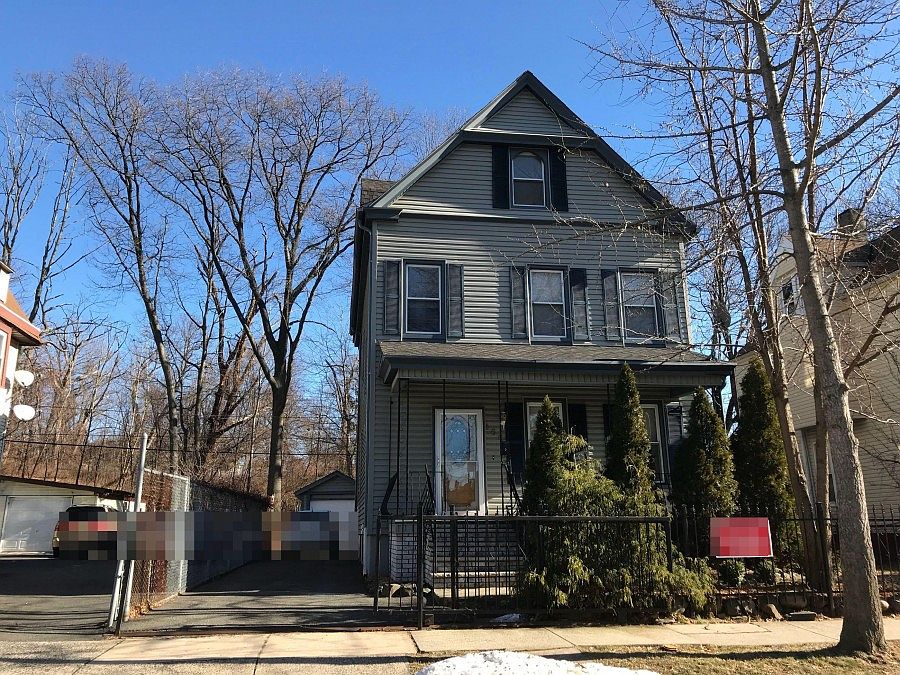 1st image of 166 Brighton Ave