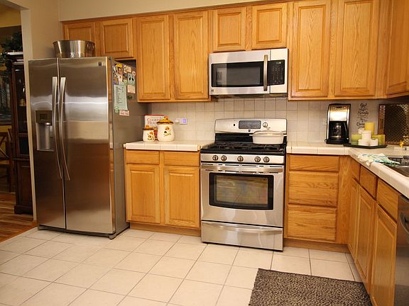 5th image of 2260 S Grace St APT 303