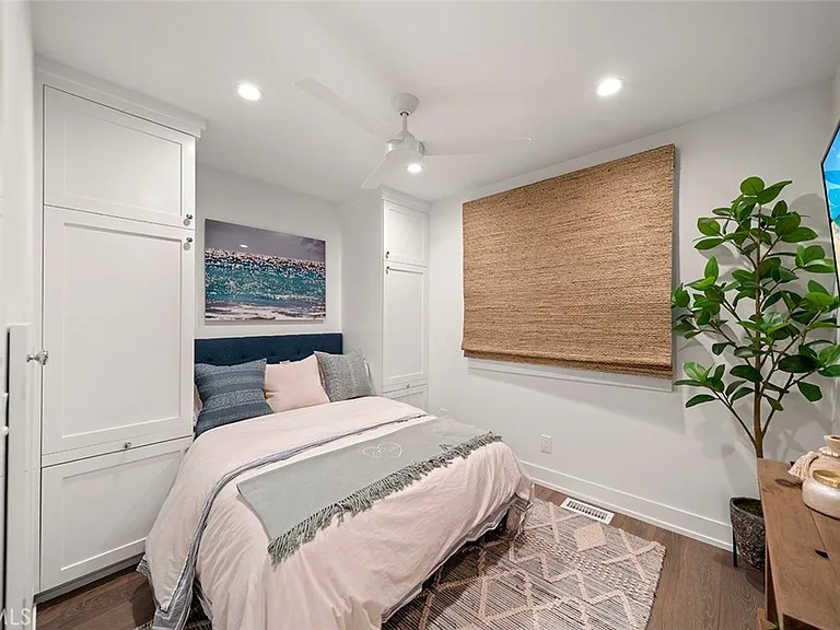 45 Emerald Bay — Photo 16