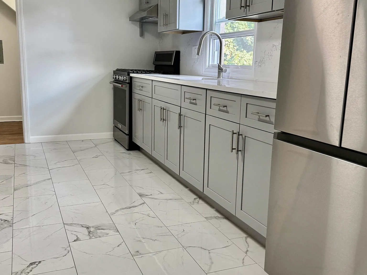 1 bed, $2,200 — Photo 3