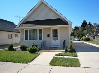 2019 Vermont St, Blue Island, IL 60406