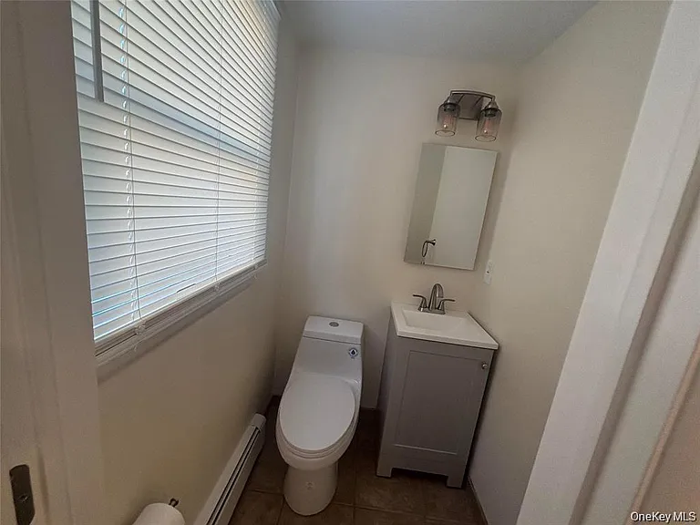 215 E Lakewood St — Photo 6