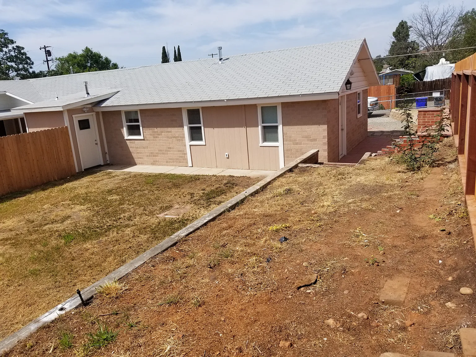 2 bed, 1000 sqft, $2,690 — Photo 4