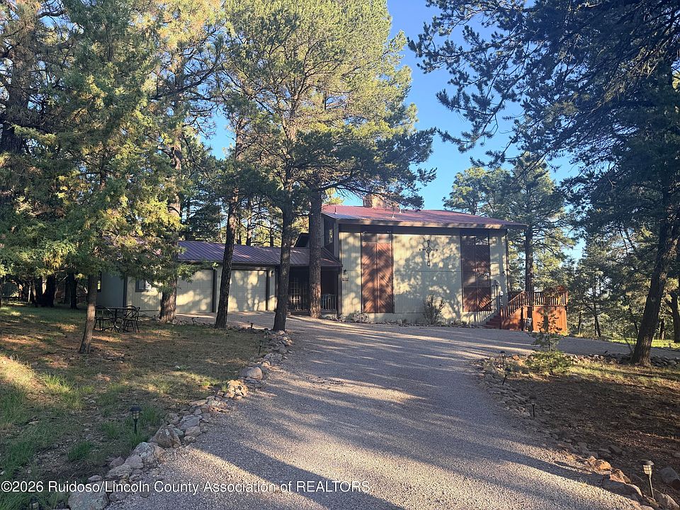 1st image of 205 Fawn Dr