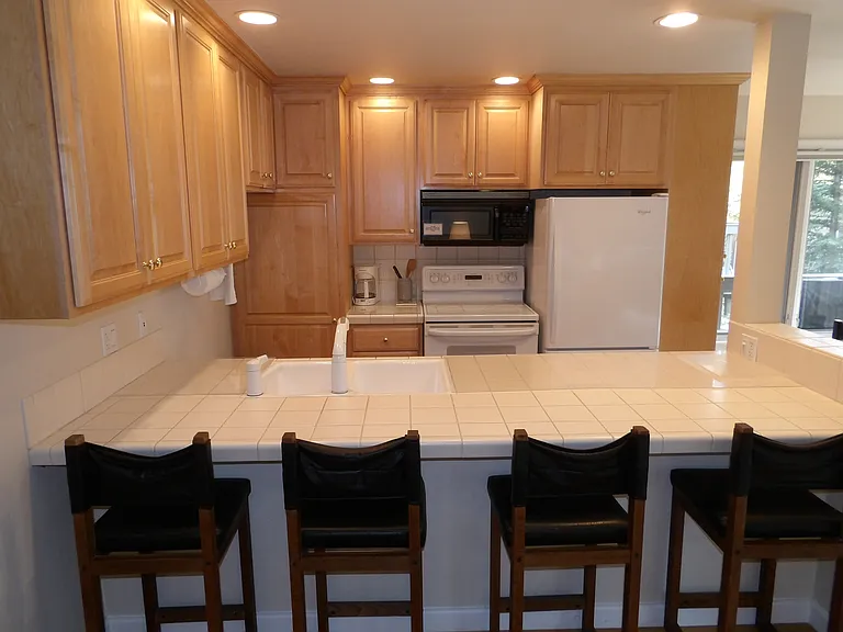 340 River St W #107 — Photo 18