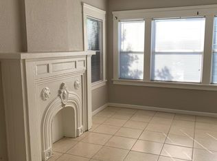 403 E 17th St, Long Beach, CA 90813