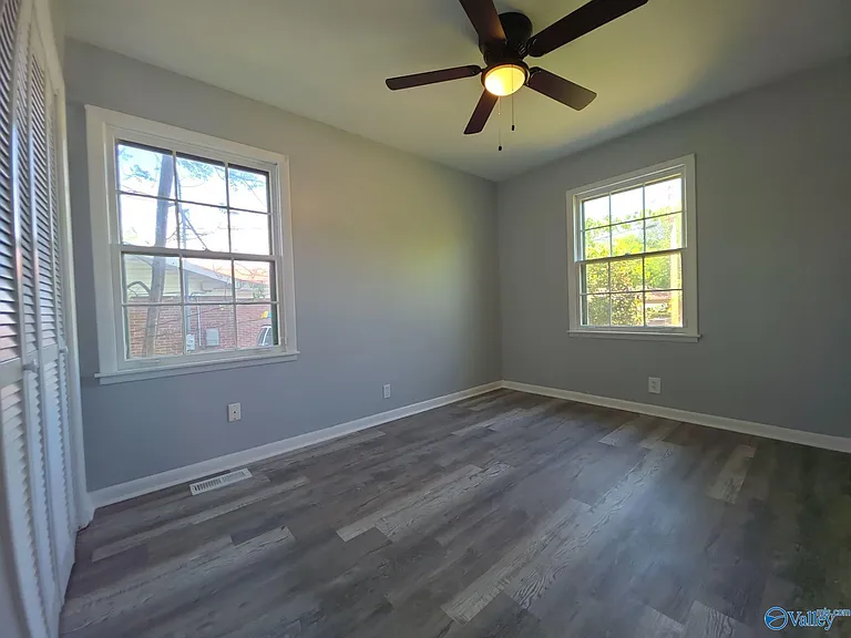 307 Mockingbird Rd SE — Photo 7