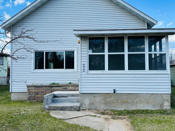 830 Cleveland Ave, Marinette, WI 54143