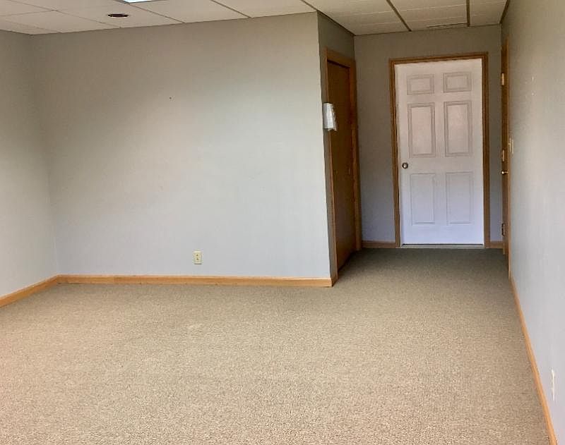 2nd image of 39 6th St W Unit A