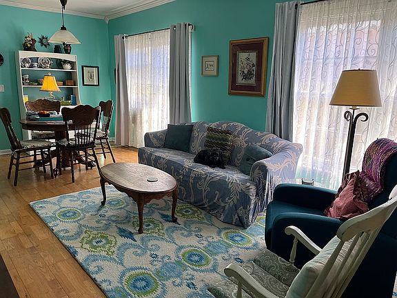 2nd image of 622 Camp Ave