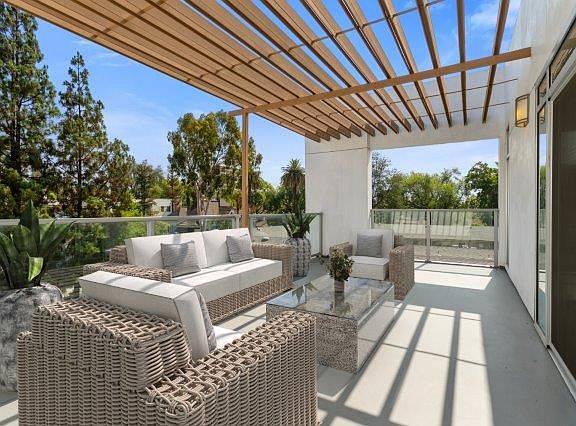 5th image of 177 E Del Mar Blvd Unit 502