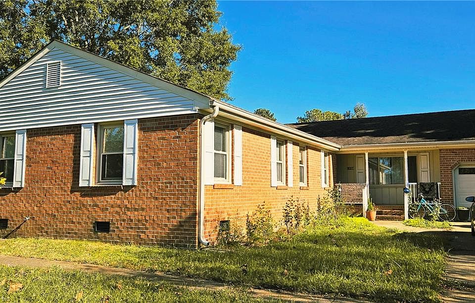 1st image of 816 Moffat Ln