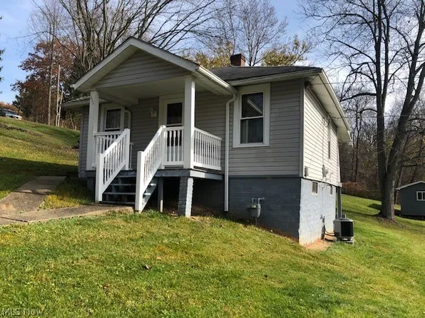 111 Kirk St, Flushing, OH 43977