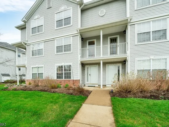 104 Hudson Ct, Independence Twp., NJ 07840