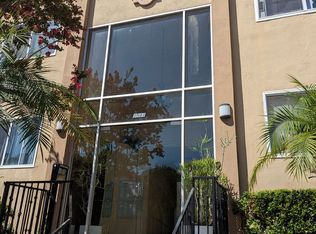 1541 N Formosa Ops, West Hollywood, CA 90046