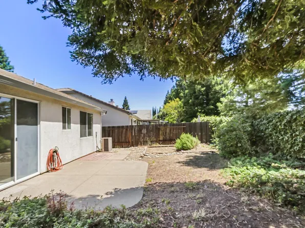 11348 Sabalo Ct, Gold River, CA 95670