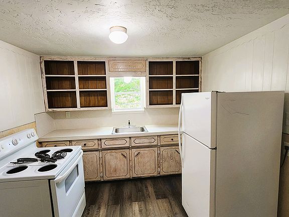 5th image of 1314 W Willow Ave