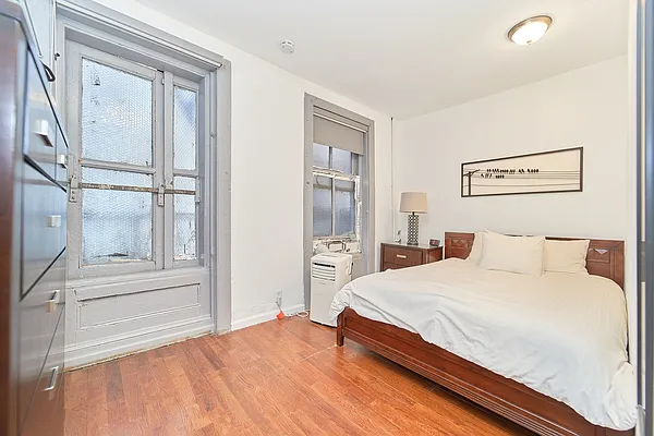 Rented by Living New York | media 9