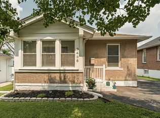 9435 Holtwood Rd, Saint Louis, MO 63114