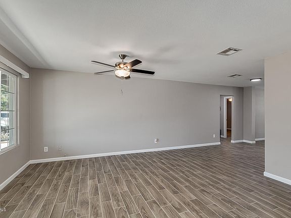5th image of 7550 W College Dr