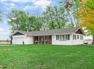 1007 W Corning Rd, Beecher, IL 60401
