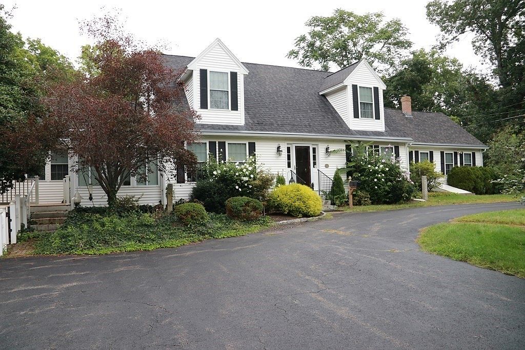 128 South St, Auburn, MA 01501 Zillow
