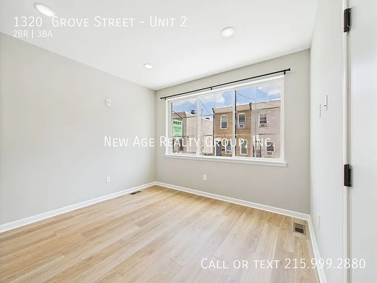1320 Grove St #2 — Photo 7