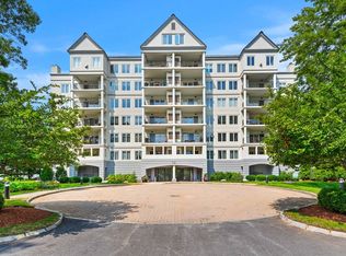 12 Mountain Laurels Dr APT 208, Nashua, NH 03062