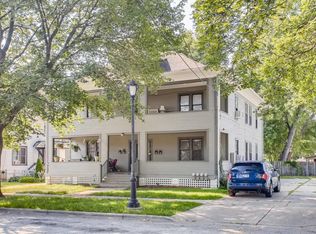 448 Plum St, Aurora, IL 60506