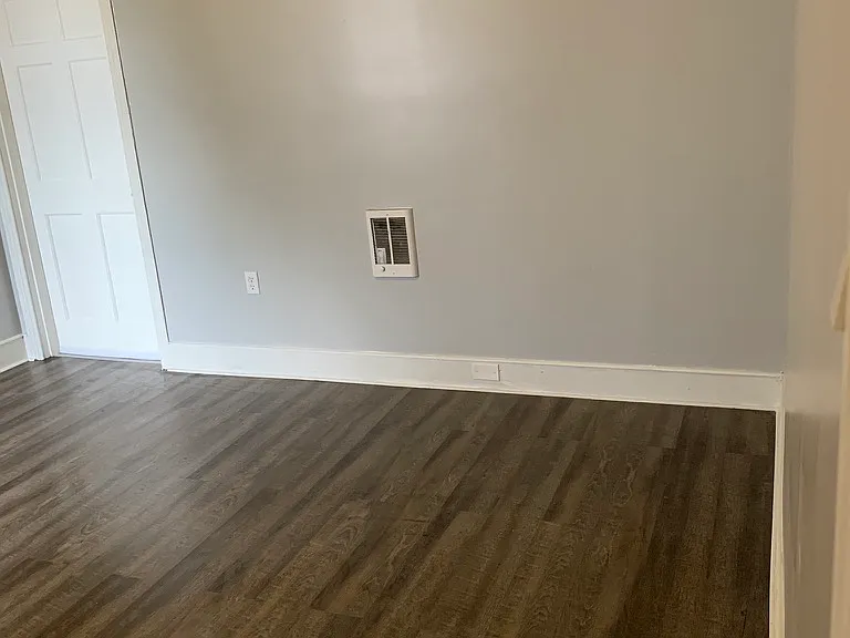 2743 Kensington Ave #2 — Photo 14