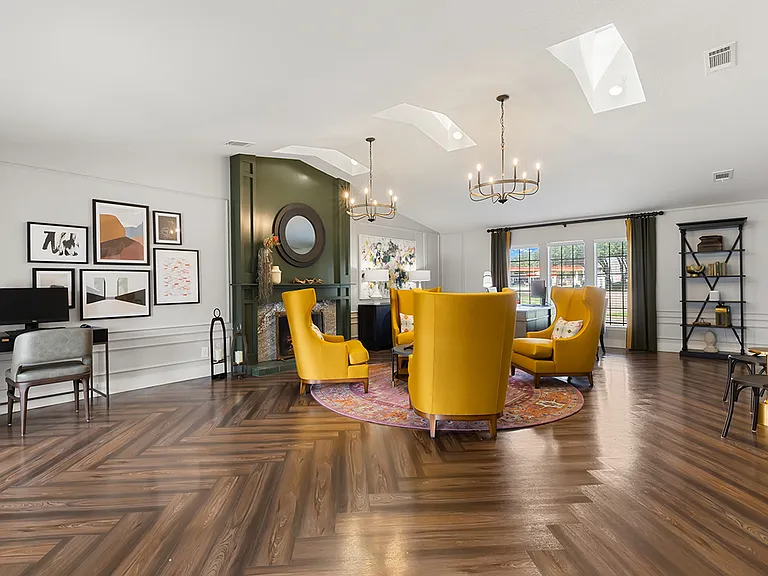 Rosemeade Townhomes — Photo 9
