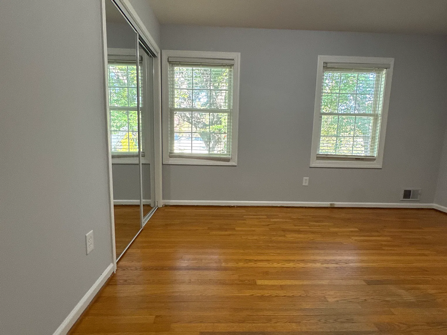 4 bed, 1395 sqft, $3,800 — Photo 3