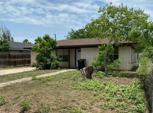 610 N Padre Ave, Weslaco, TX 78596